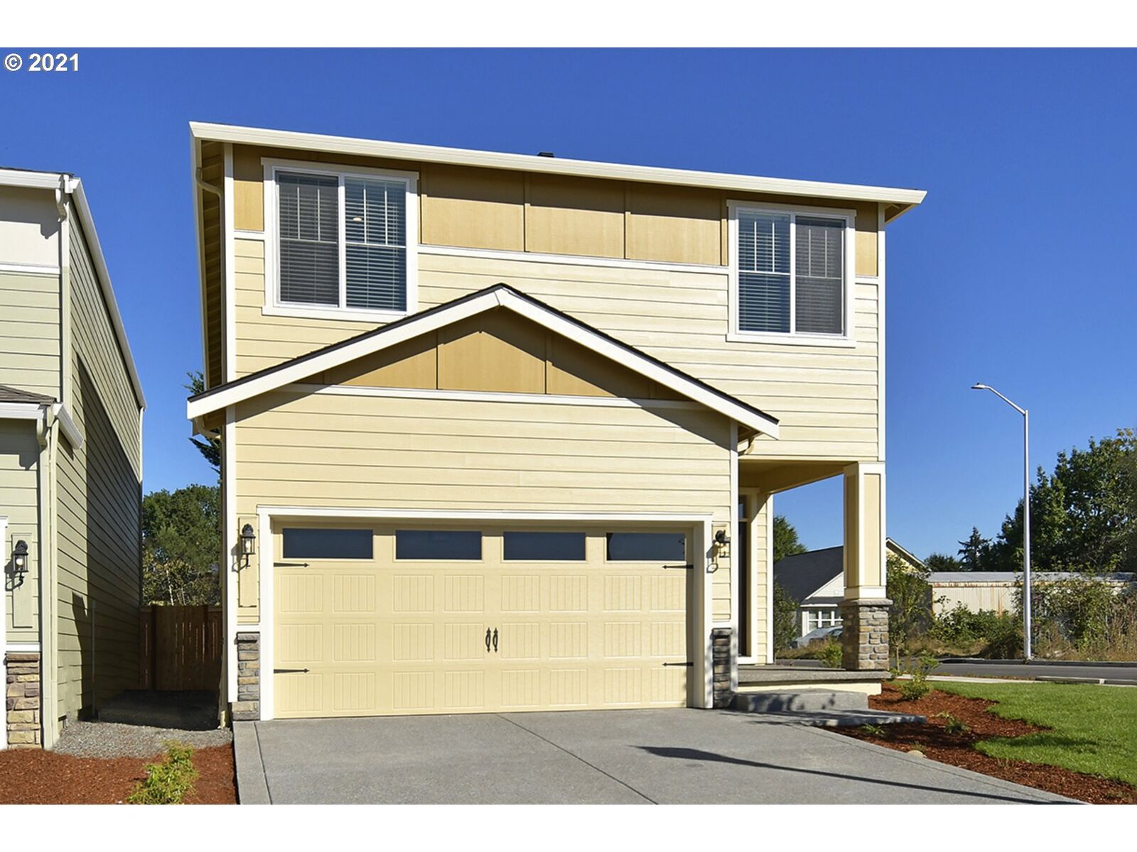 Property Photo:  7021 NE 156th Pl  WA 98682 