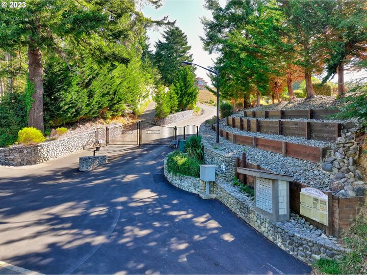 Property Photo:  Pacific Terrace Dr  OR 97415 