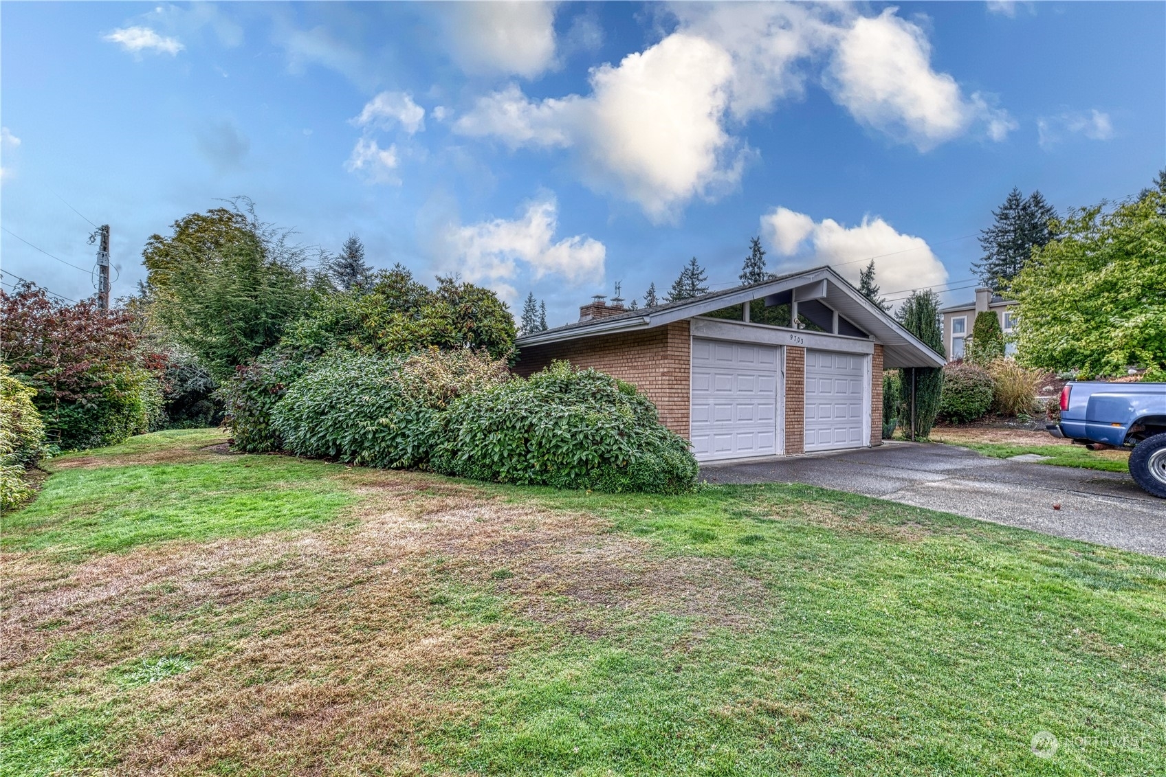 Property Photo:  9703 NE 14th Street  WA 98004 