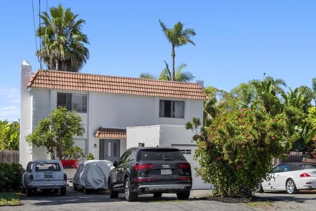 Property Photo:  1074-76 Balour Drive  CA 92024 