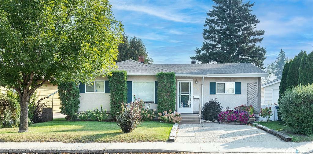 234 Q Avenue N  Saskatoon SK S7L2X6 photo