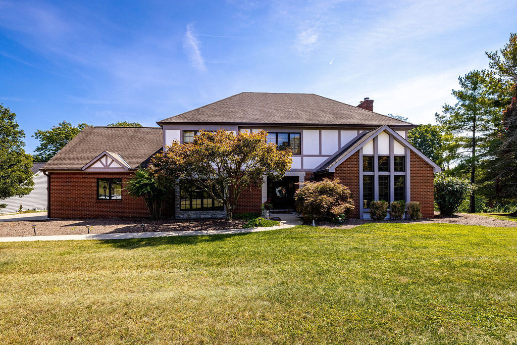 Property Photo:  7417 Deer Run Ln  OH 45233 