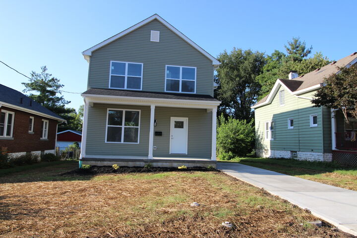 5725 Adelphi St  Cincinnati OH 45227 photo