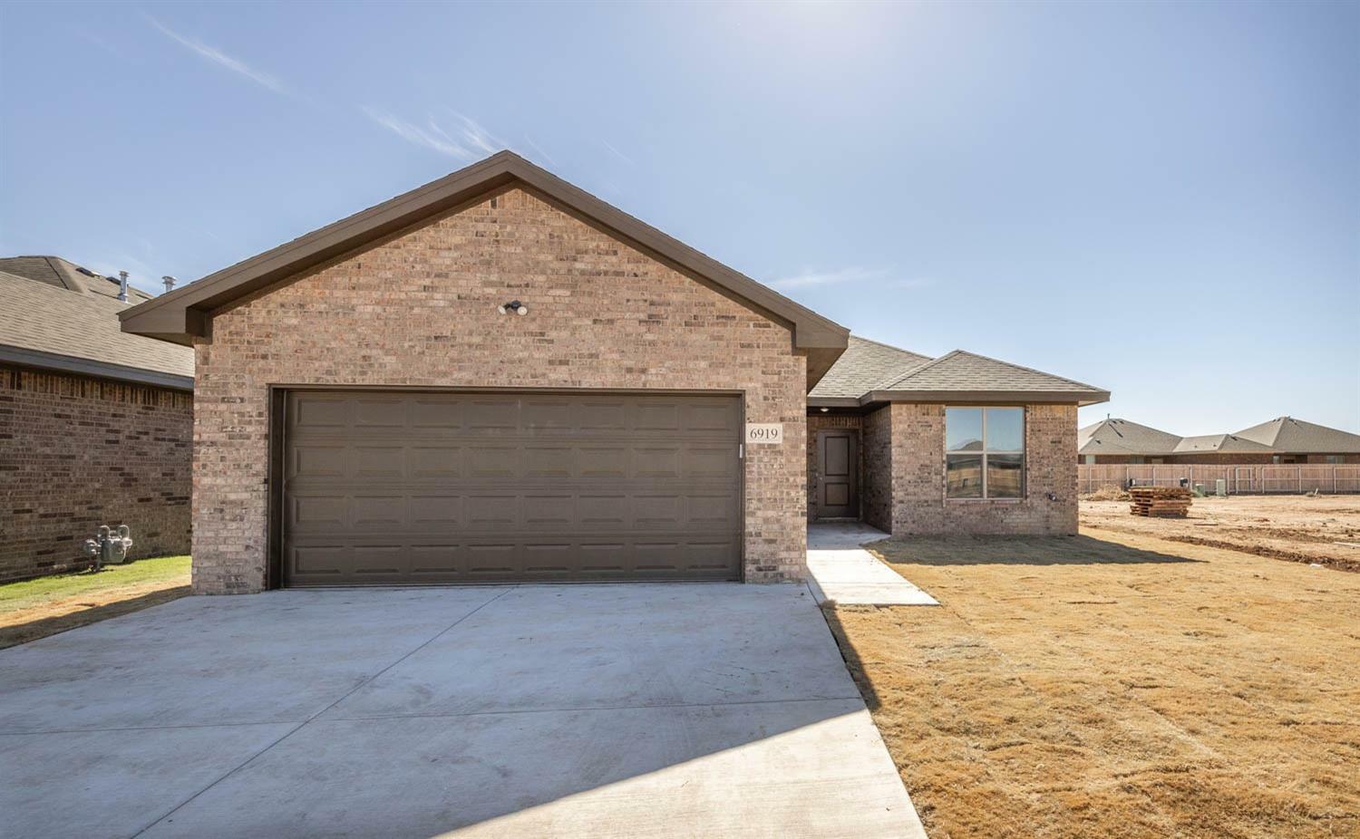 Property Photo:  6919 11th  TX 79416 