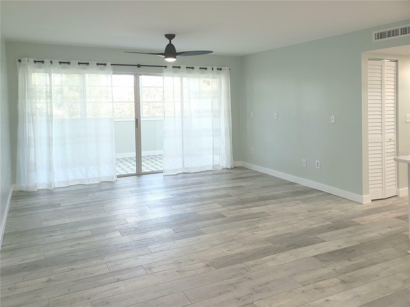 Property Photo: 21260 Brinson Ave 307 FL 33952