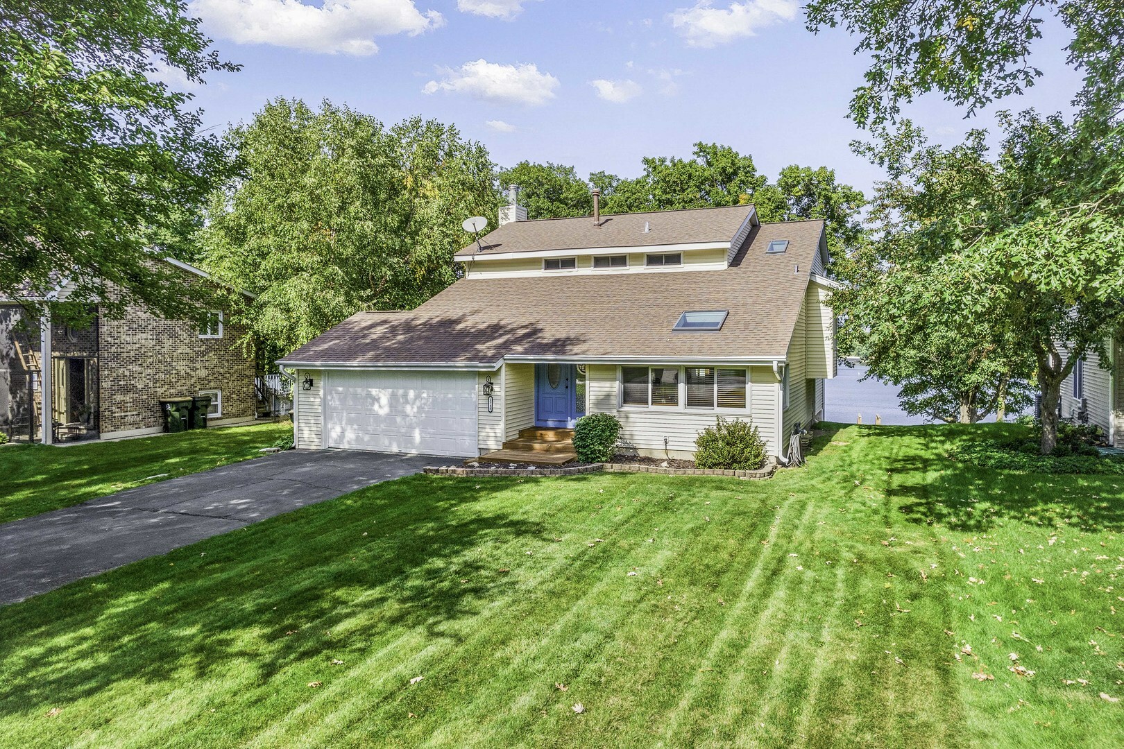 Property Photo:  1548 Lake Holiday Drive  IL 60548 