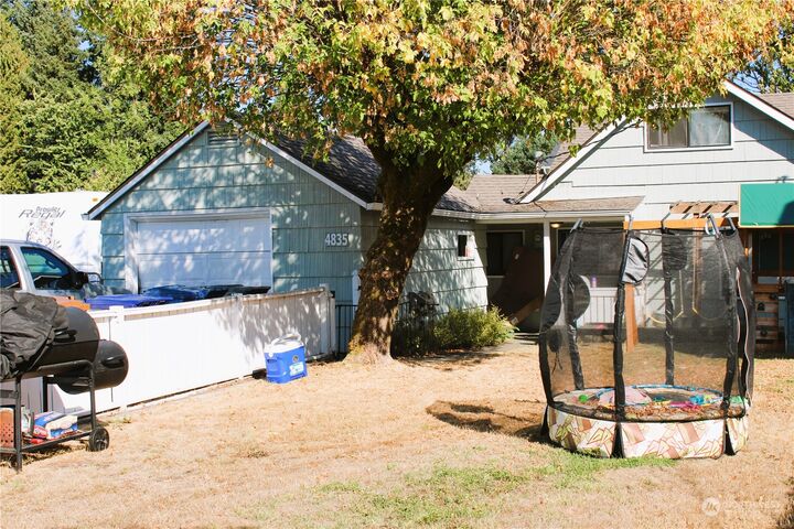 Property Photo:  4835 E B Street  WA 98404 