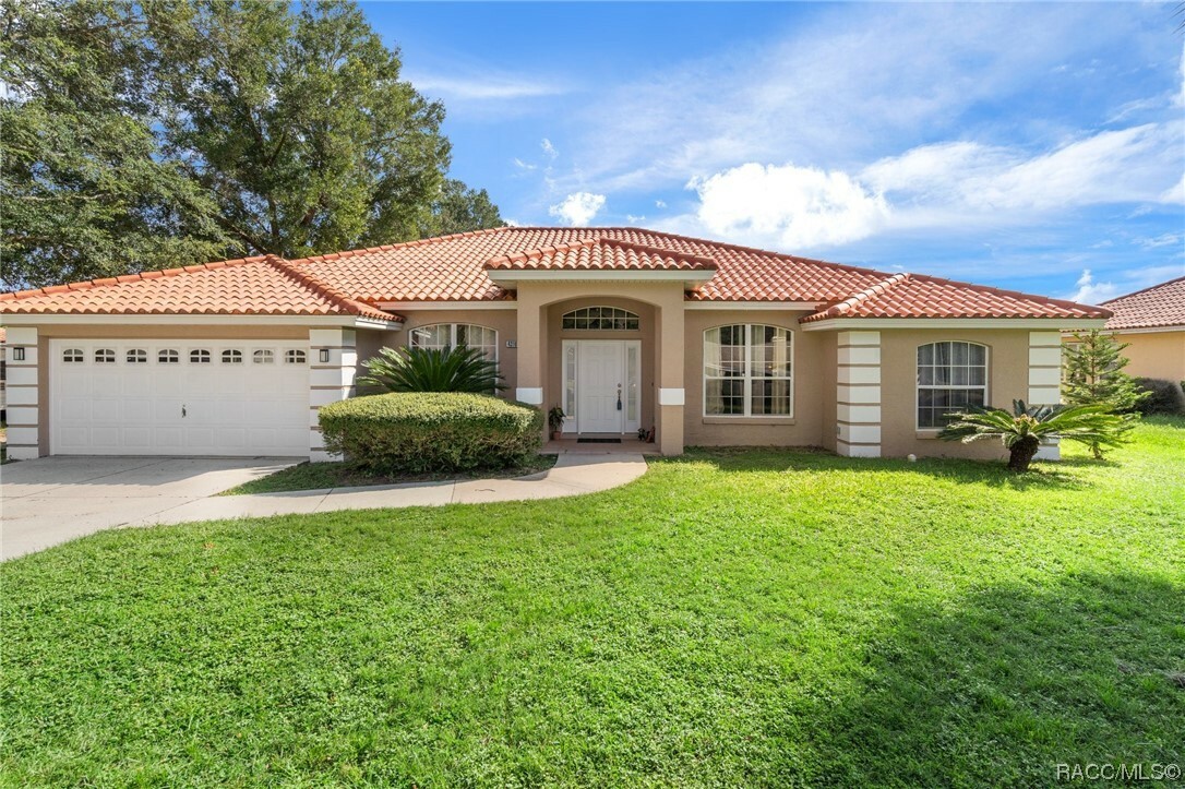 Property Photo:  4310 E Arlington Street 4  FL 34453 