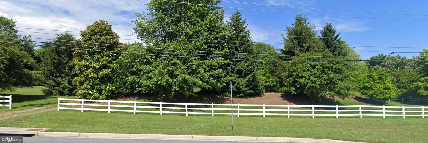 Property Photo: 14212 Glen Mill Road MD 20850