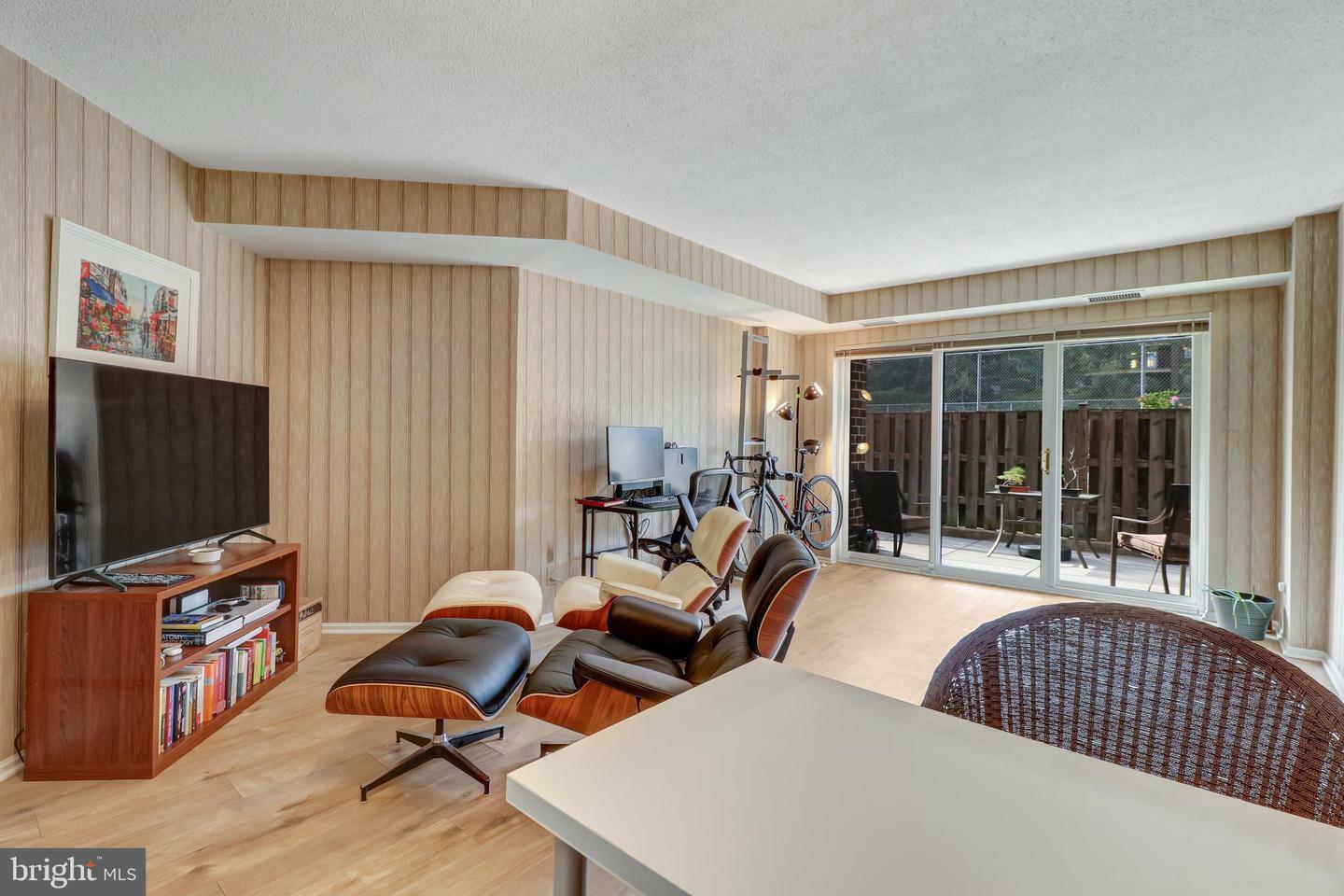 Property Photo: 2100 Langston Boulevard 226 VA 22201