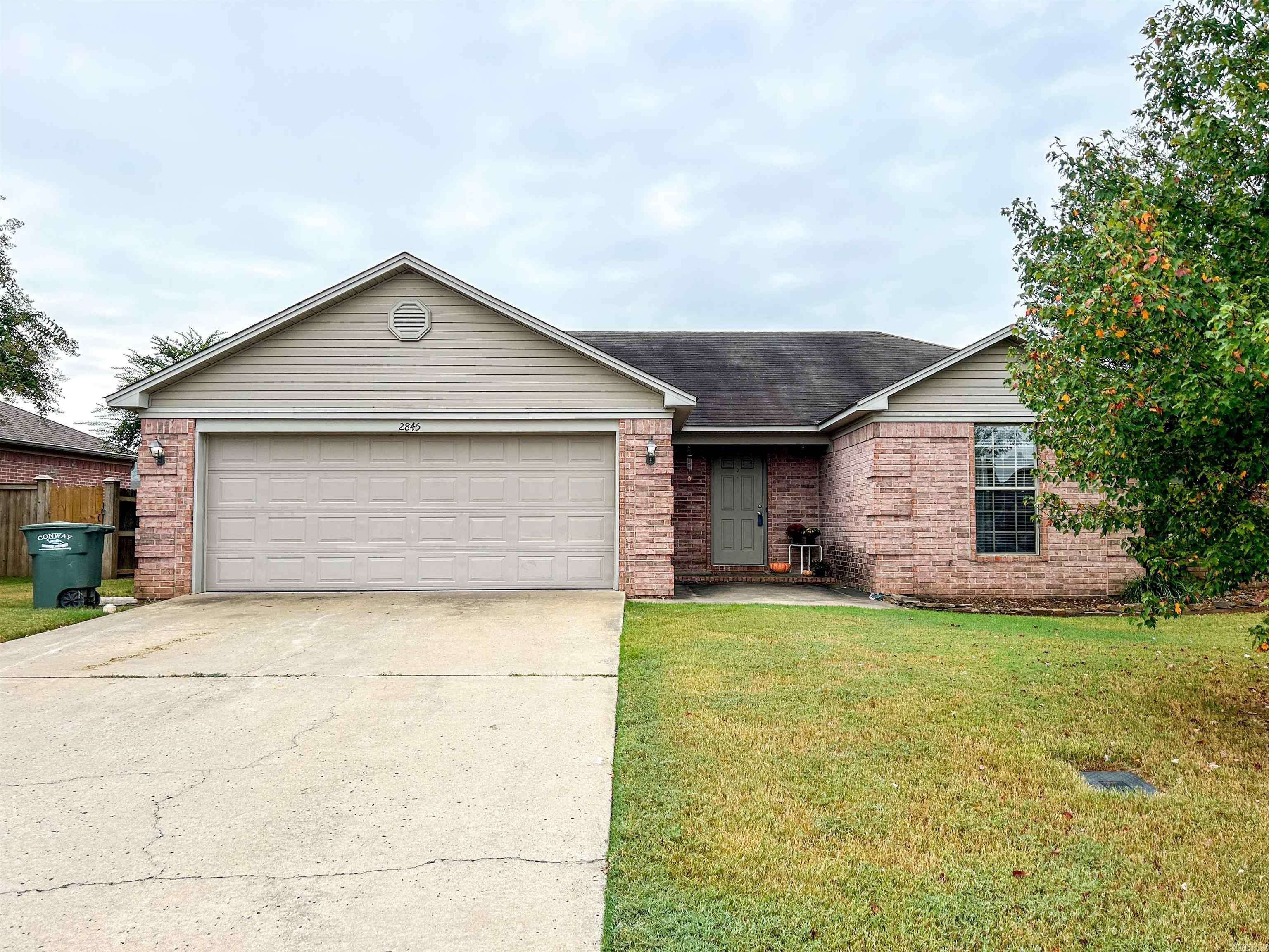 Property Photo:  2845 York Lane  AR 72034 