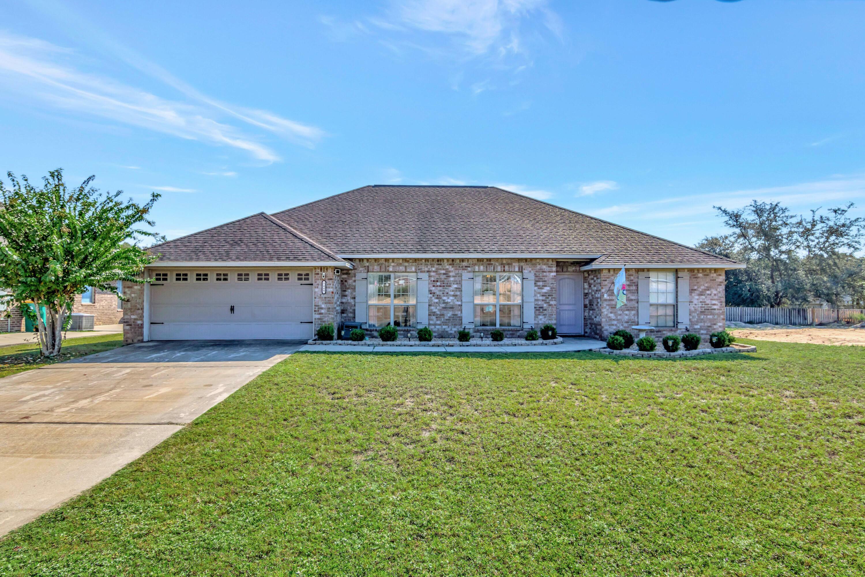 Property Photo:  5449 Lee Farm Boulevard  FL 32536 