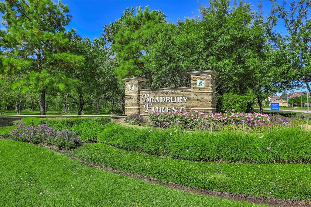 Property Photo:  2818 Skerne Forest Drive  TX 77373 