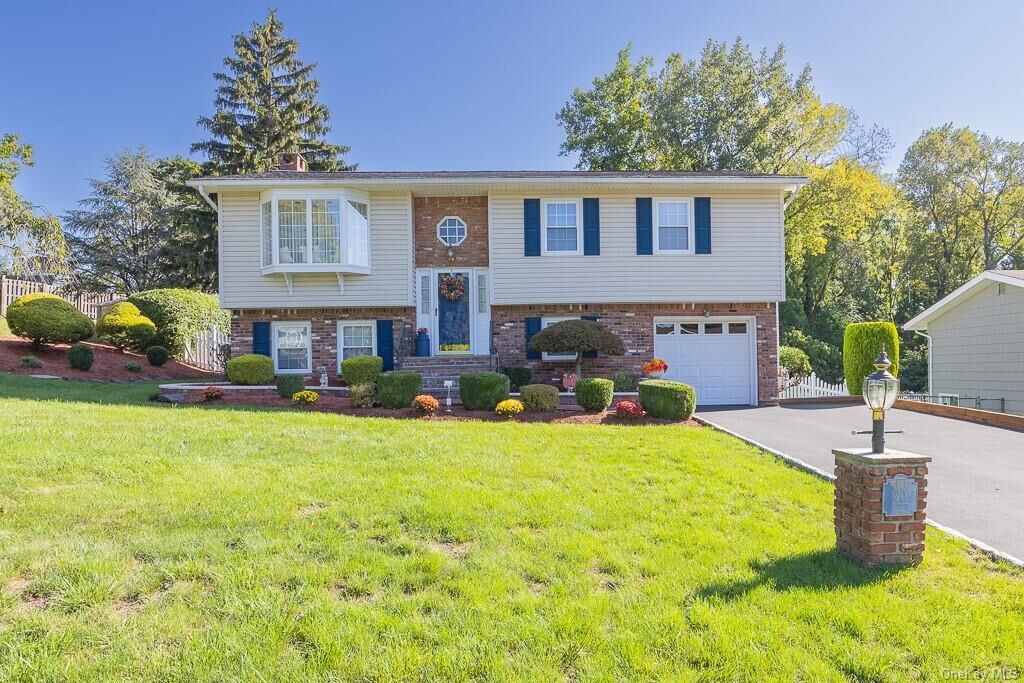 Property Photo: 20 Lighthouse Court NY 10986