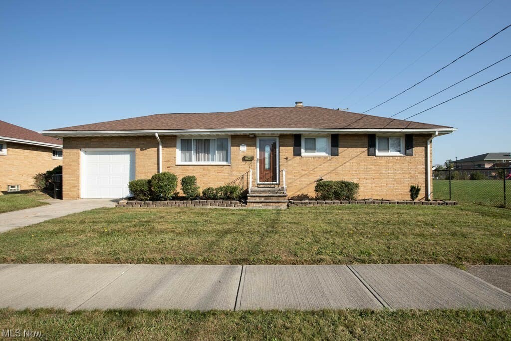 15304 London Avenue  Cleveland OH 44135 photo
