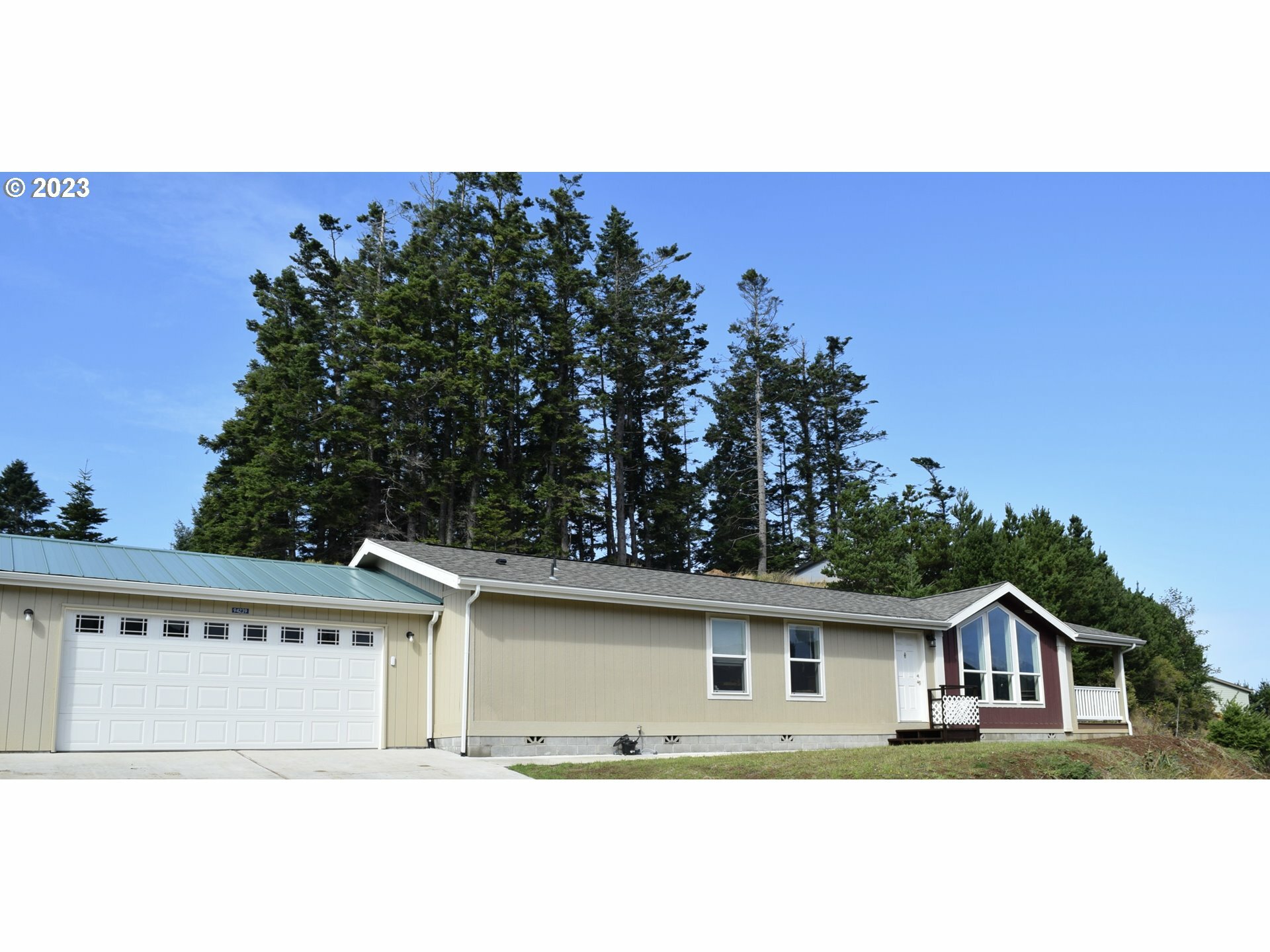 94252 Seaview Dr  Gold Beach OR 97444 photo