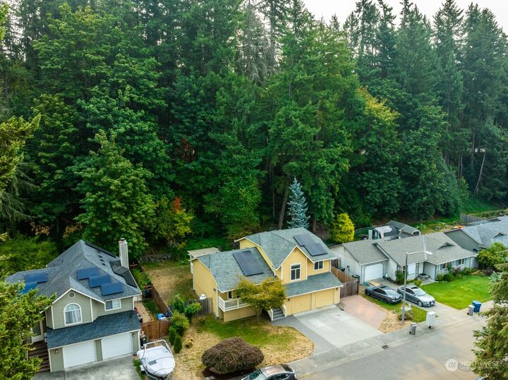 Property Photo:  26024 193rd Place SE  WA 98042 