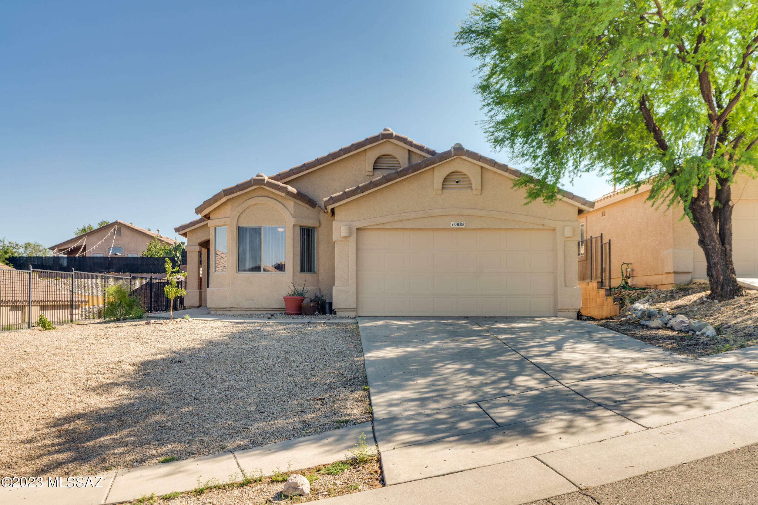 Property Photo:  10888 S Arrowhead Spring Drive  AZ 85641 