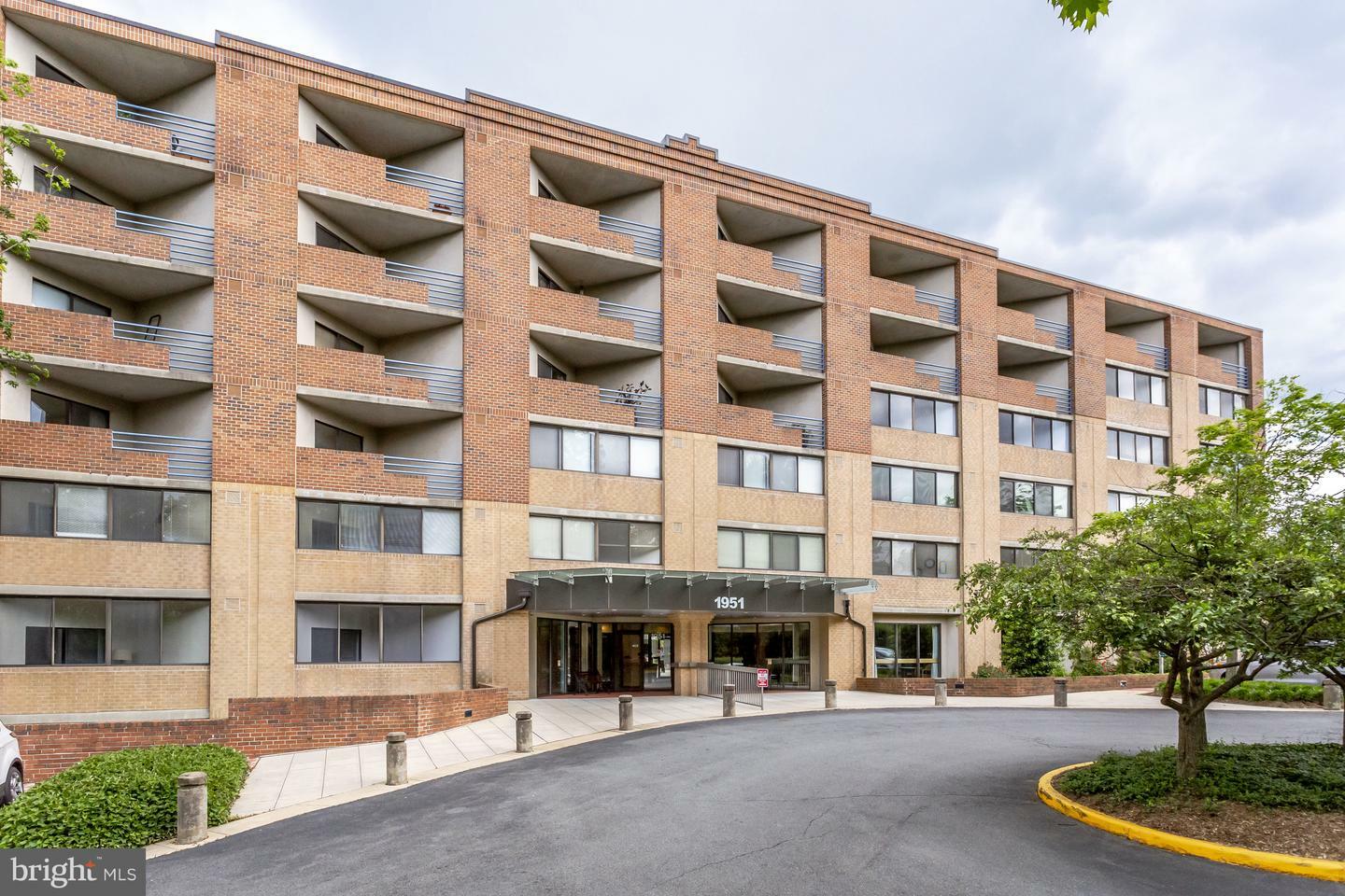 Property Photo: 1951 Sagewood Lane 407 VA 20191