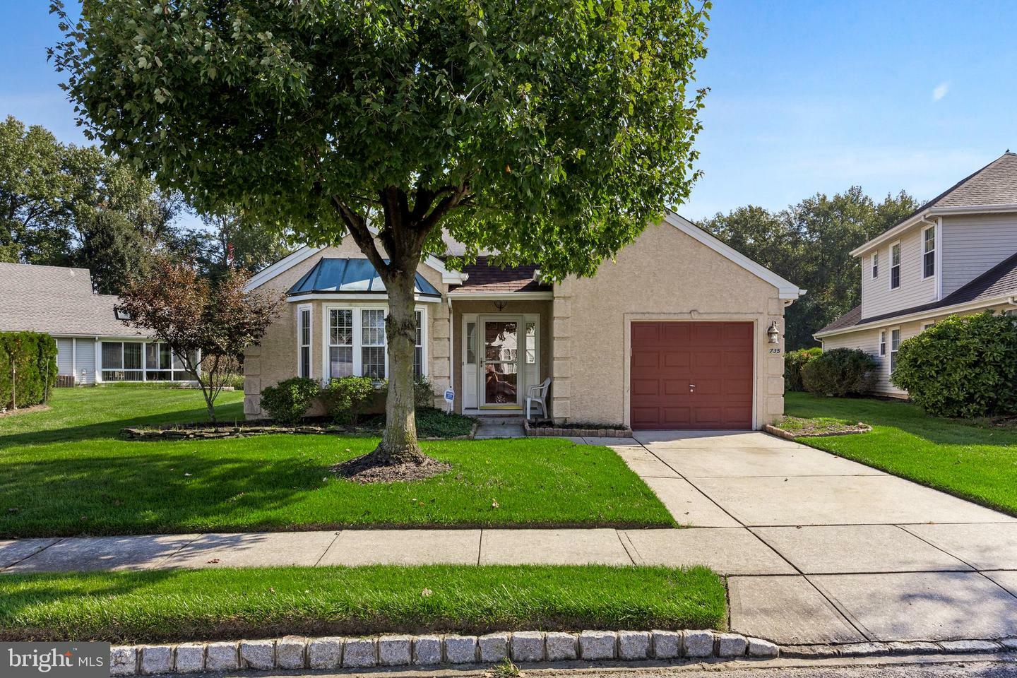 Property Photo: 735 Cascade Dr N NJ 08054
