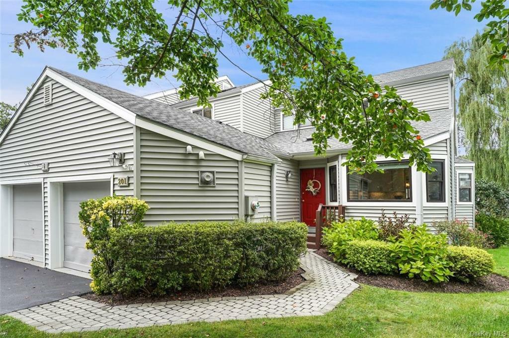 Property Photo:  201 Horseshoe Circle  NY 10562 