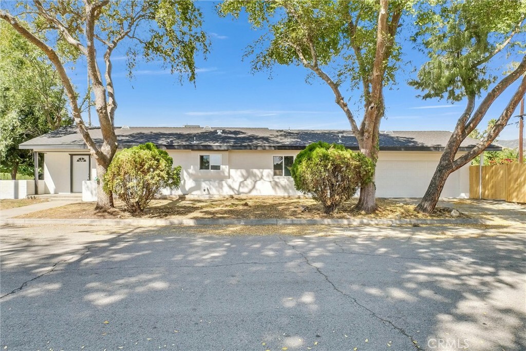 Property Photo: 1172 Holly Vista Boulevard CA 92404