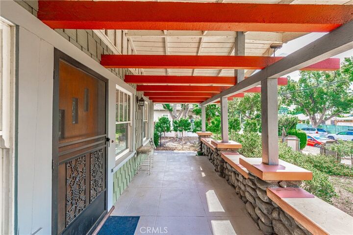 Property Photo:  553 Pepper Street  CA 91103 