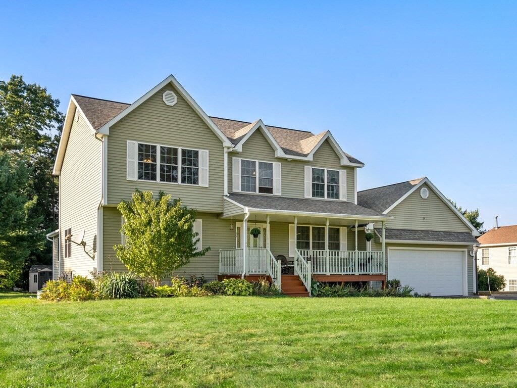 Property Photo:  64 Fairview Ave  MA 01571 