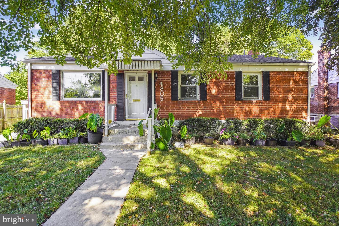 4805 Topping Road  Rockville MD 20852 photo