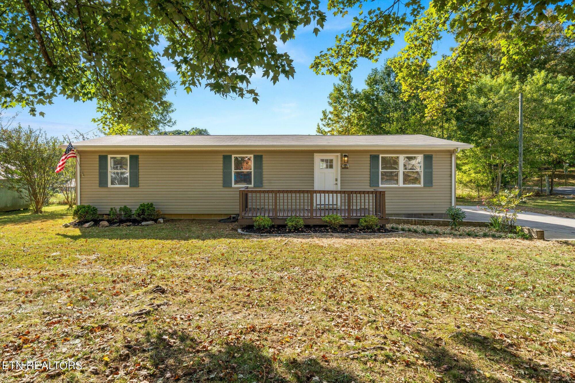 Property Photo:  301 Texas Ave  TN 37331 