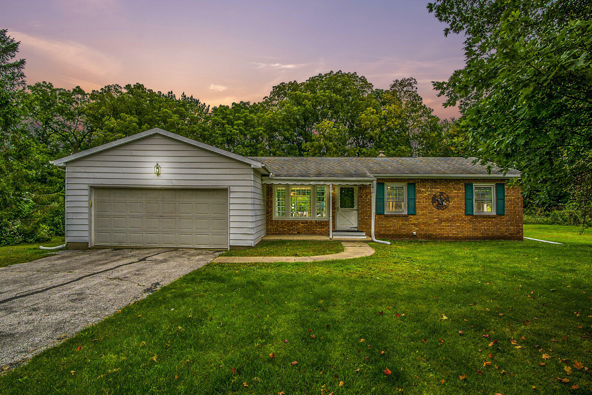 Property Photo:  16057 Brookside Drive  MI 49107 