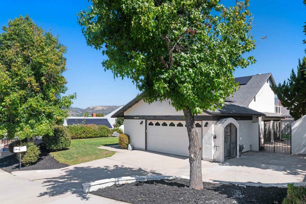 Property Photo: 12933 Sunderland Street CA 92064