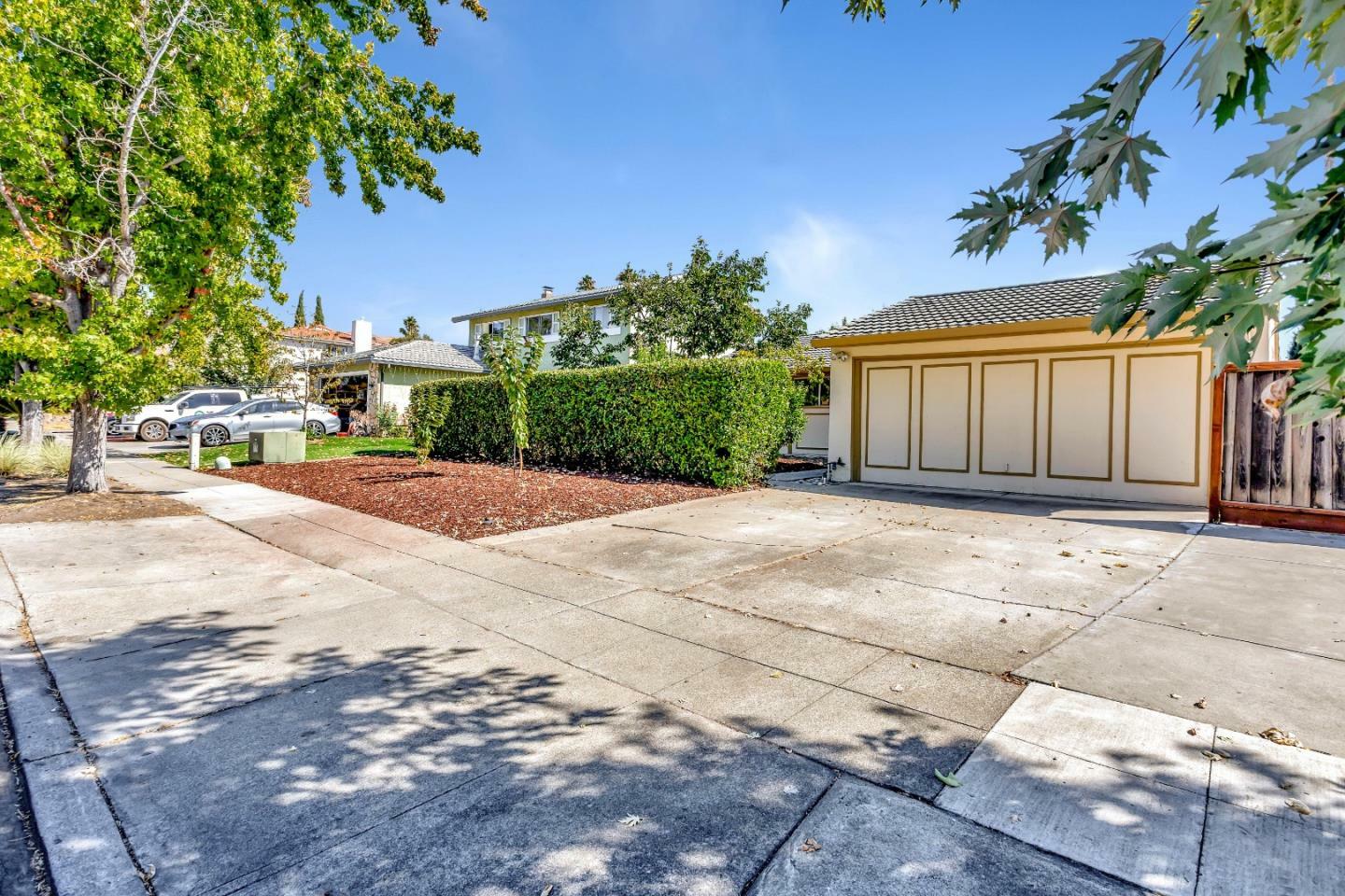 Property Photo: 3216 Stephanie Court CA 95132