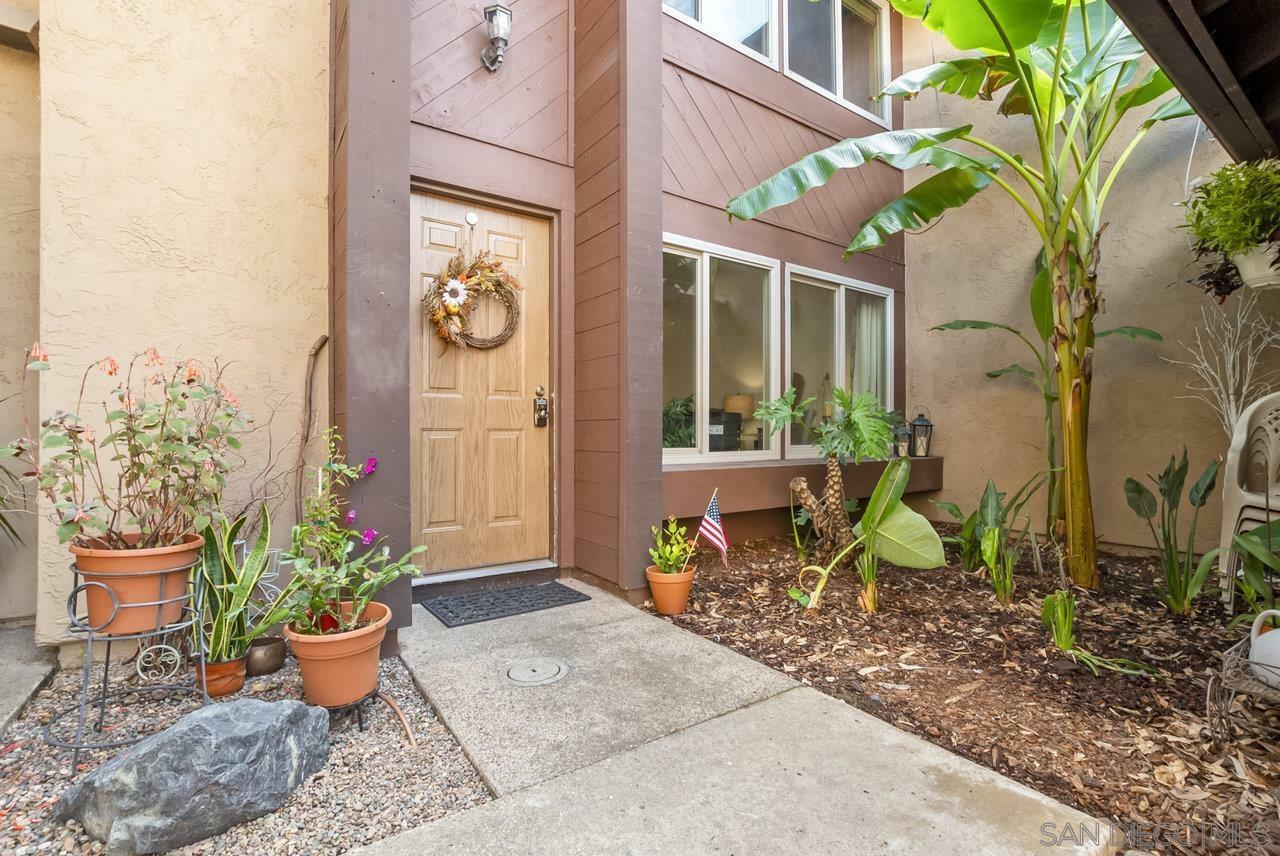 Property Photo:  9798 Caminito Doha  CA 92131 