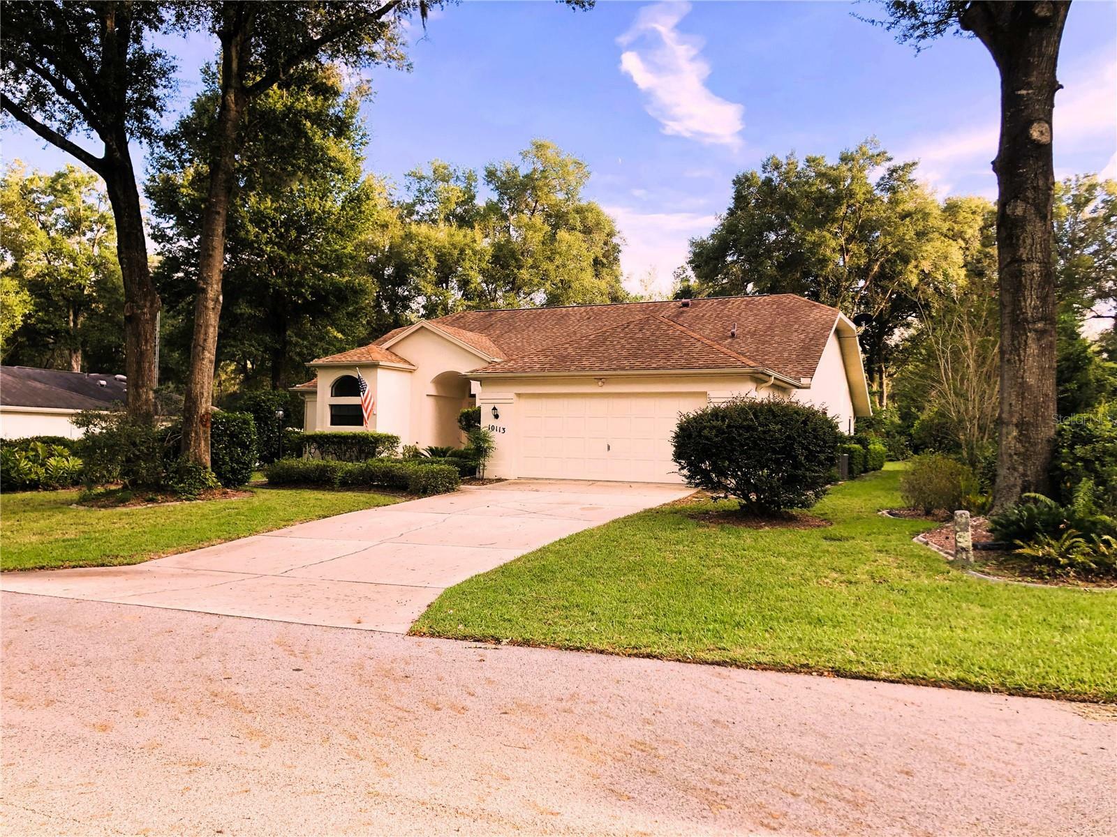 Property Photo:  10113 SW 190th Court  FL 34432 