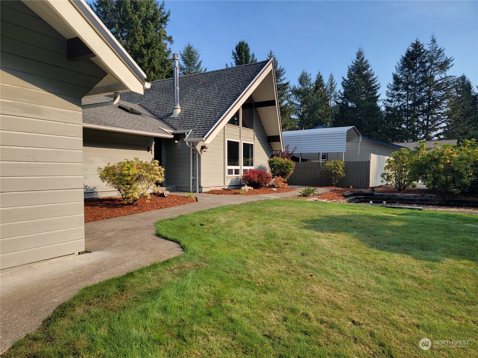 Property Photo:  81 E Detroit Drive  WA 98524 