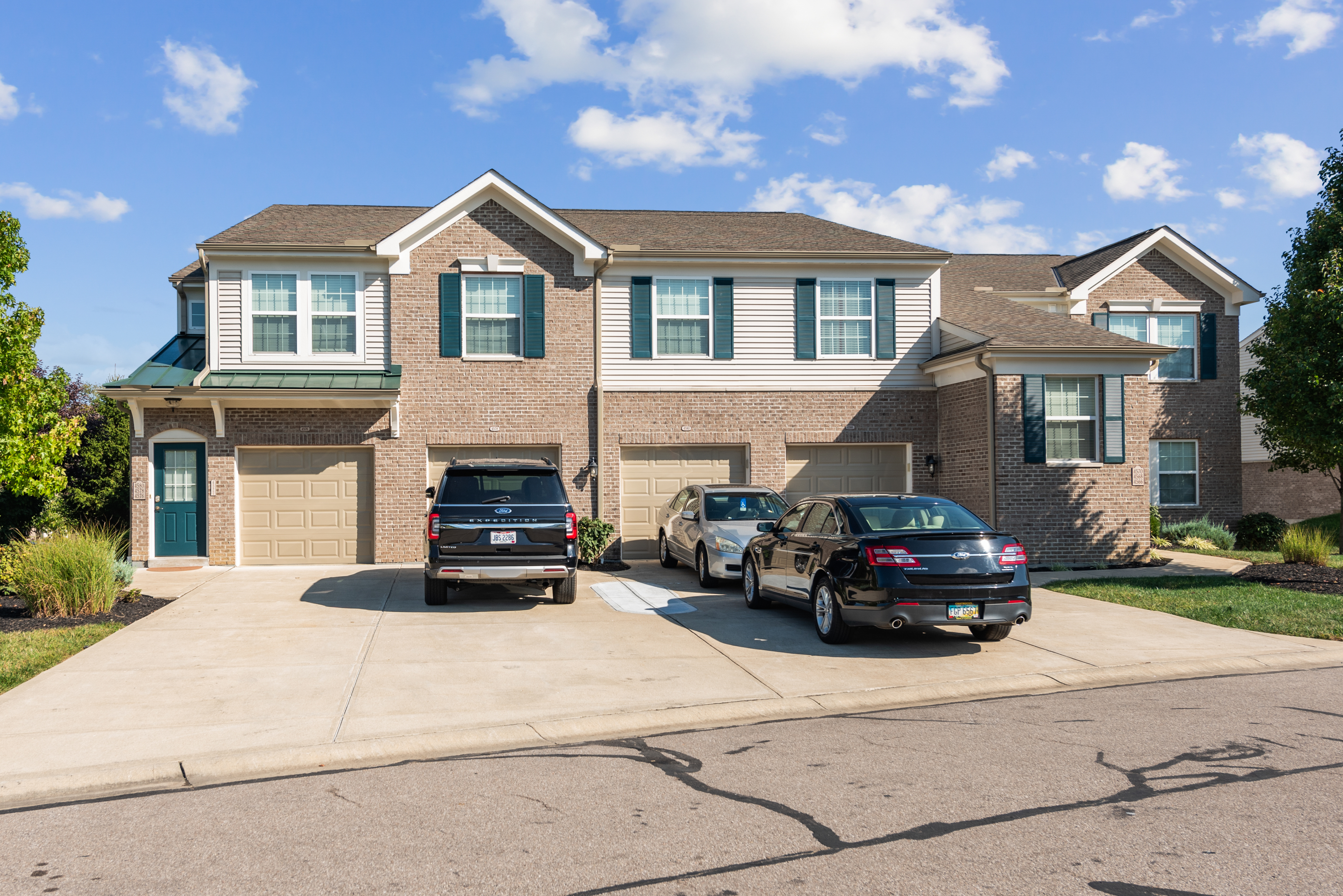 Property Photo: 4576 Saddlecloth Ct OH 45103