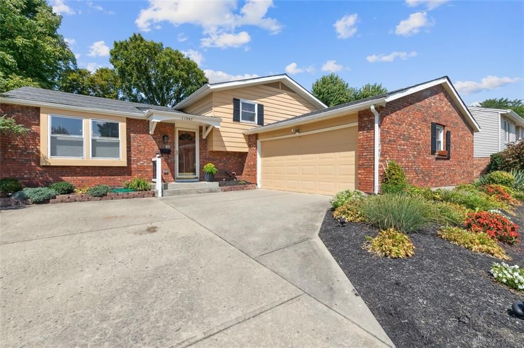 Property Photo:  11267 Lodgeview Court  OH 45240