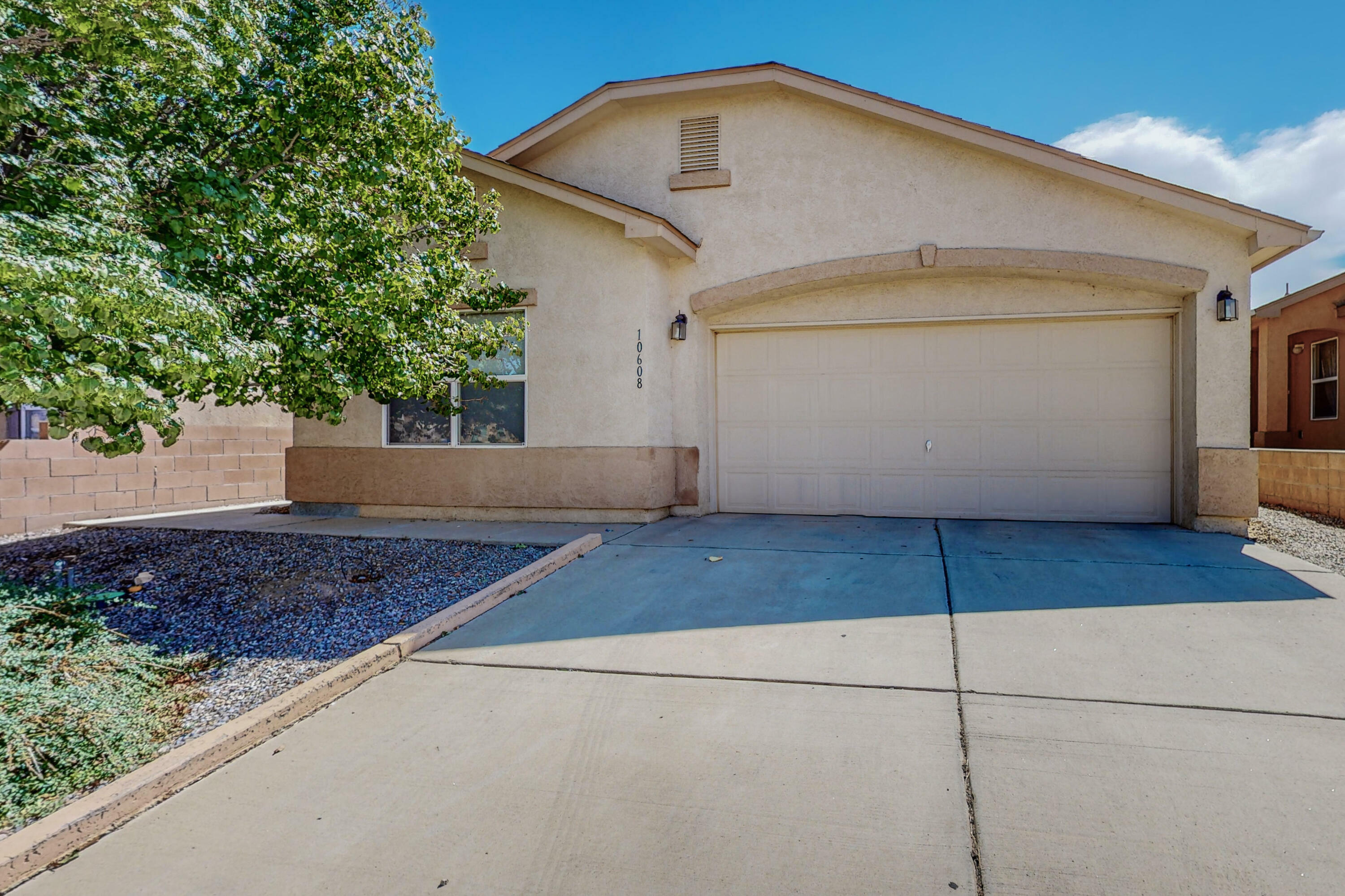 Property Photo:  10608 Corona Ranch Road SW  NM 87121 