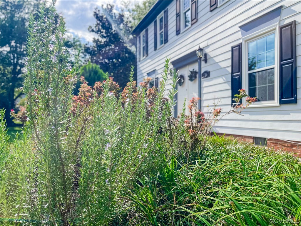 Property Photo: 2756 Woodmont Drive VA 23113