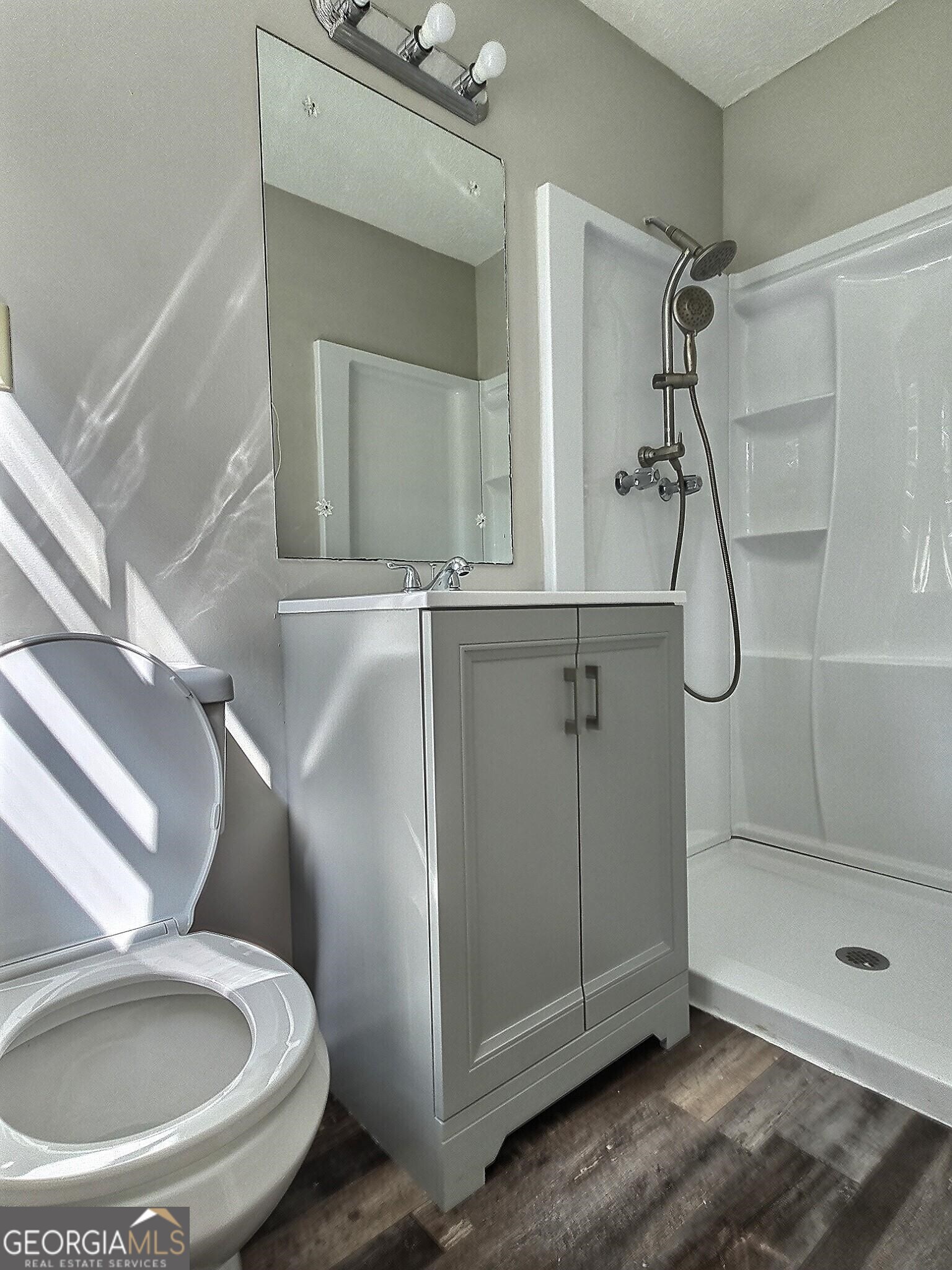 Property Photo: 504 Woodcliffe Court GA 30189