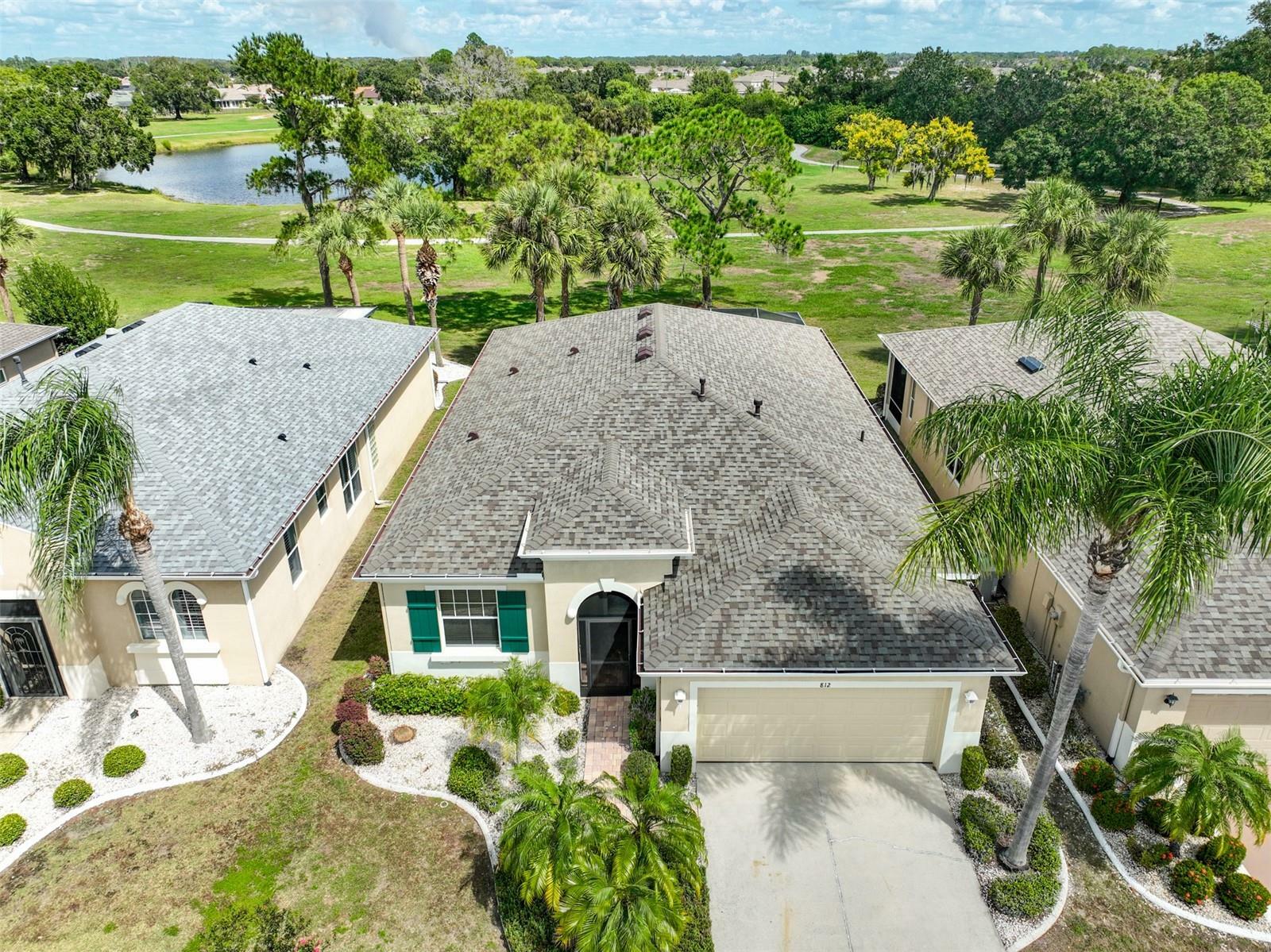 Property Photo:  812 King Leon Way  FL 33573 