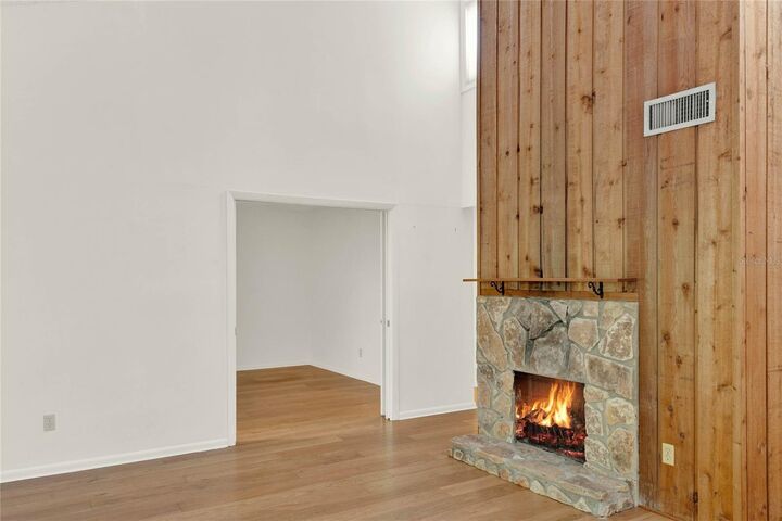 Property Photo:  964 E Michigan Street 964B  FL 32806 