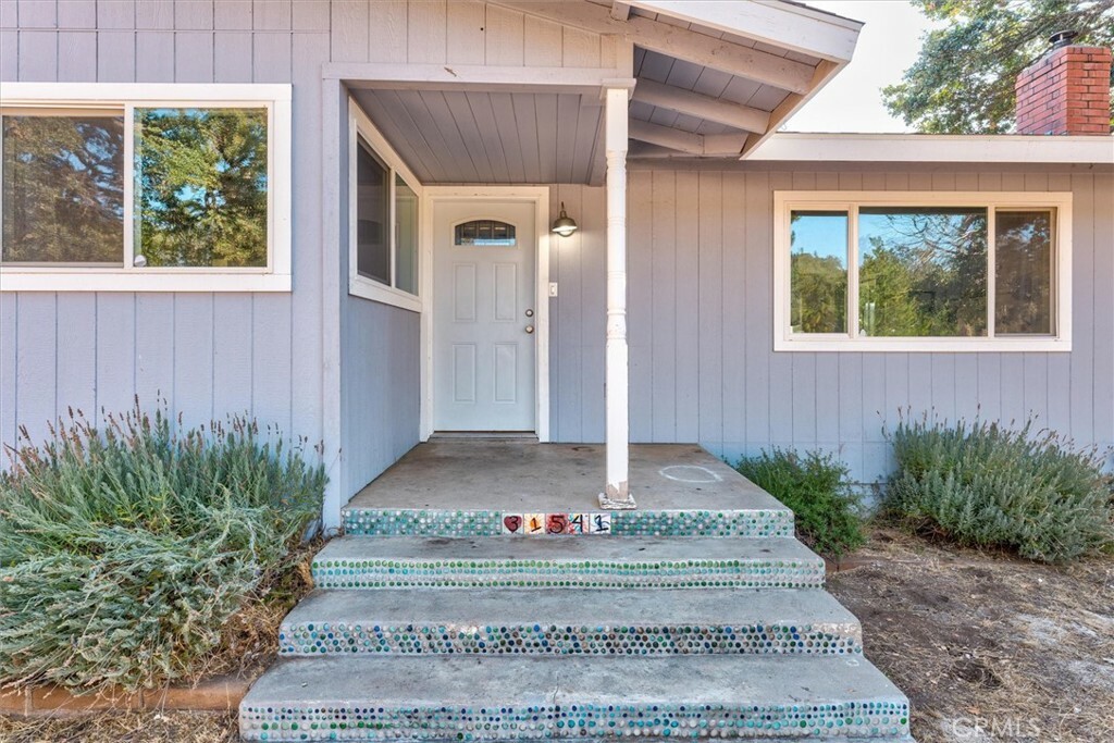 Property Photo:  31541 Apache Road  CA 93614 