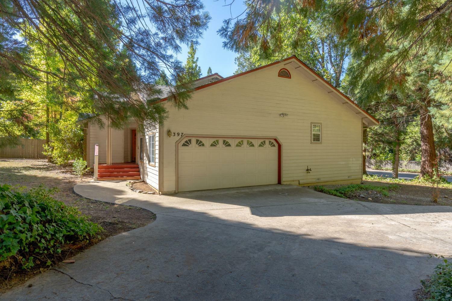 Property Photo:  397 Gracie Rd  CA 95959 