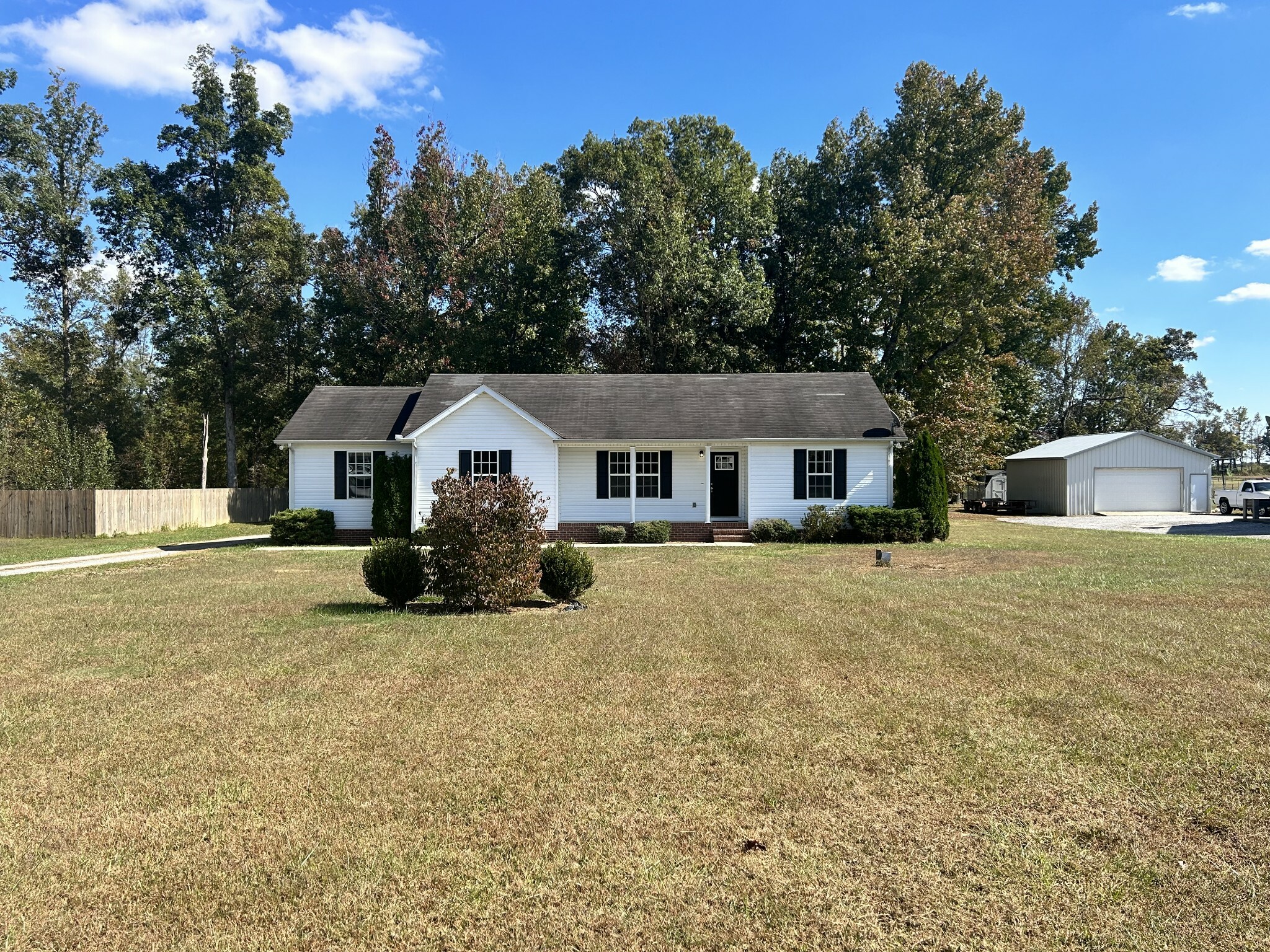 Property Photo:  118 Ferrells Loop Rd  TN 37355 