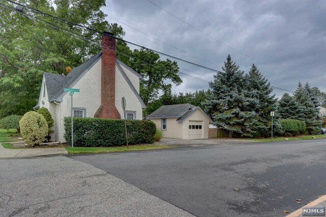 Property Photo: 701 Newark Pompton Turnpike NJ 07444