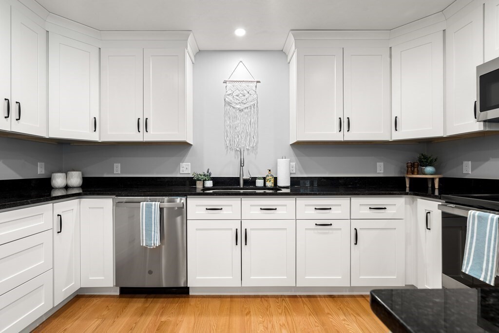 Property Photo: 168 Lowell St 36 MA 01887