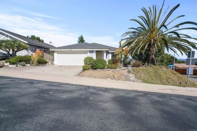 Property Photo: 3003 Villa Adolee CA 91978
