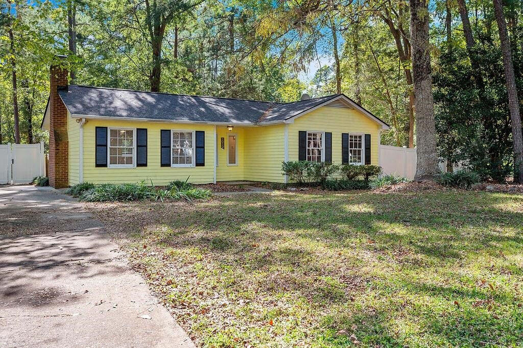 Property Photo:  1012 Limerick Lane  NC 27713 